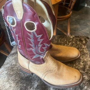 Tan and Burgundy Western Boots
